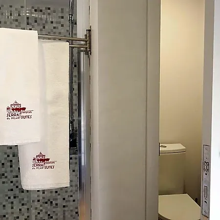 Serra Do Pilar Porto Bed and Breakfast 3*